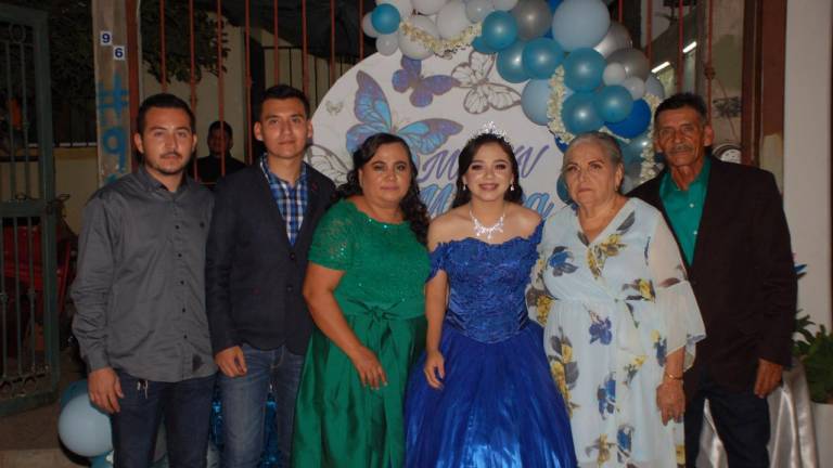 Noelia Melissa festeja sus 15 años