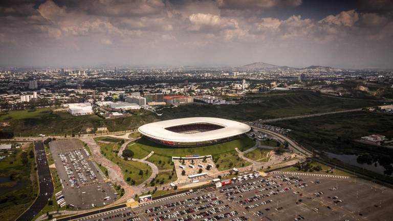 Modifican sanción al Estadio Akron.