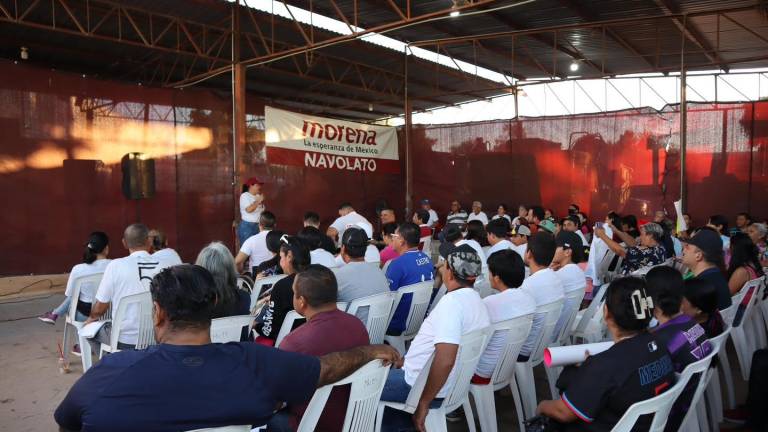 Margoth Urrea en un encuentro con deportistas de Navolato.