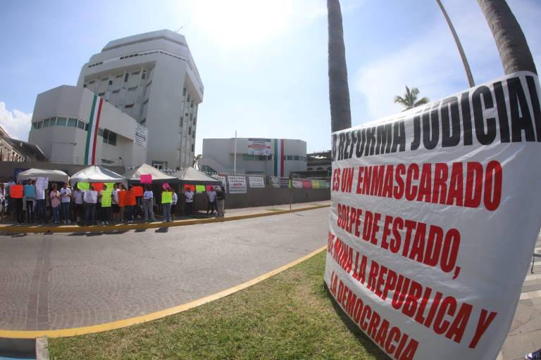 ’Nos iremos hasta las vías legales si es necesario’, dice Juez décimo de Distrito del PJF en Mazatlán