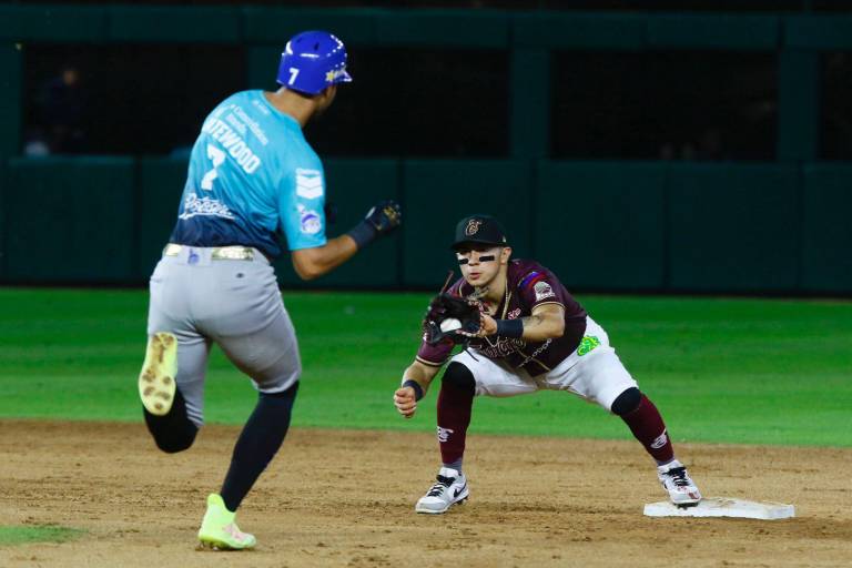 Tomateros de Culiacán encara crucial serie en Obregón