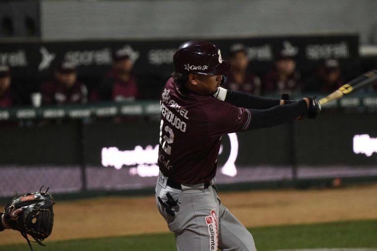 $!Grand slam de Luis Verdugo le da la victoria a Tomateros