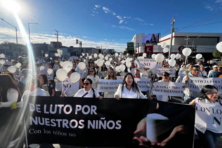 Estallan maestros, estudiantes y familias contra Gobierno por asesinato de Gael y Alexander