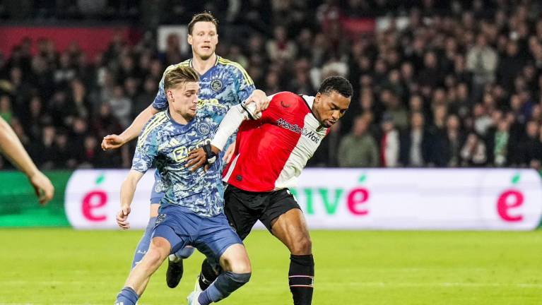 El Ajax gana el clásico del futbol neerlandés.