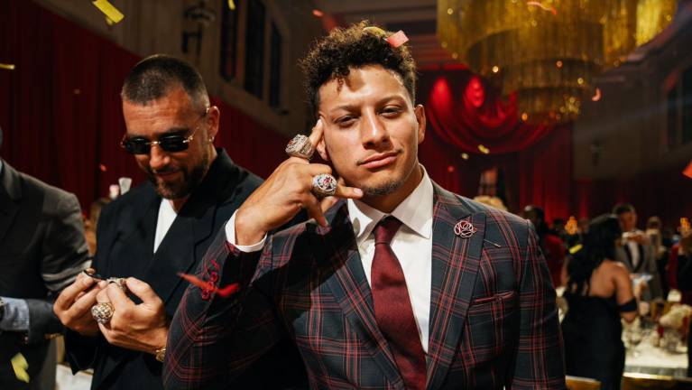 Patrick Mahomes expresó su frustración por el robo a su casa.