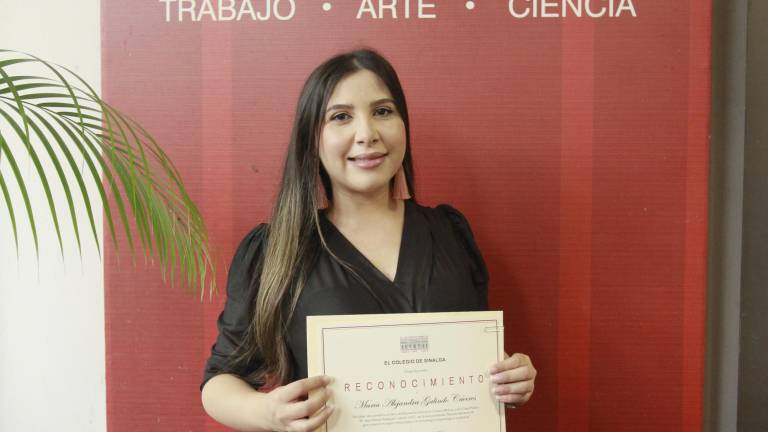 Entrega el Colegio de Sinaloa becas de disertación doctoral