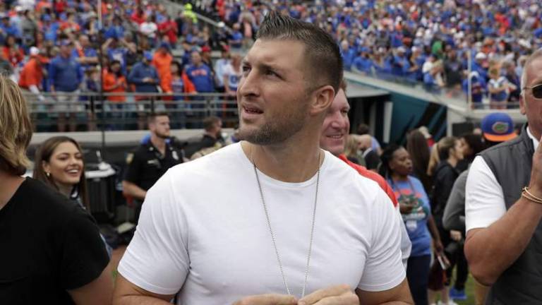 Tim Tebow nunca ha jugado como ala cerrada en la preparatoria, universidad, o en sus tres años previos de NFL.