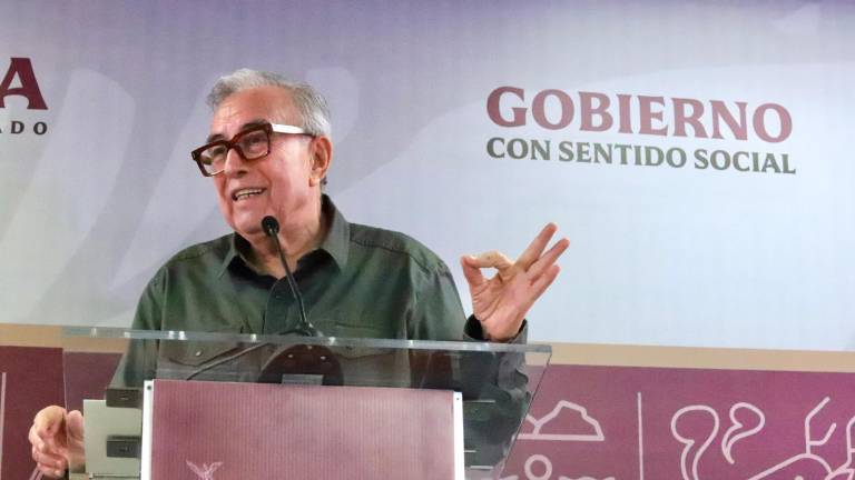 El Gobernador del Estado Rubén Rocha Moya se comprometió a hacer gestiones ante el IMSS e Infonavit.