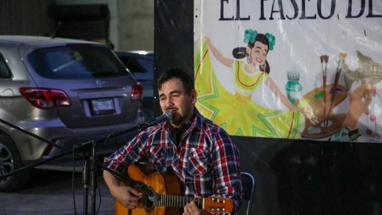 Octavio García interpretó música de Pedro Infante.