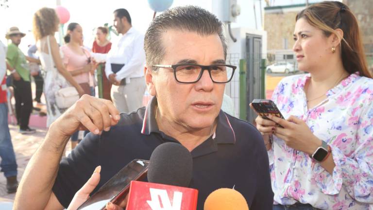 Ante la difusión de un video de abuso policial en Mazatlán, el Alcalde Édgar González propone desactivar el equipo táctico de la SSPM.