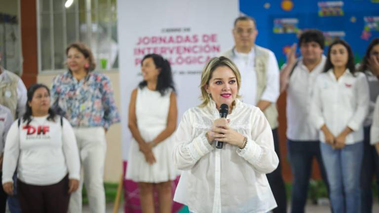 La presidenta del Sistema DIF Sinaloa, Eneyda Rocha Ruiz, dijo desconocer si este caso es ilegal.