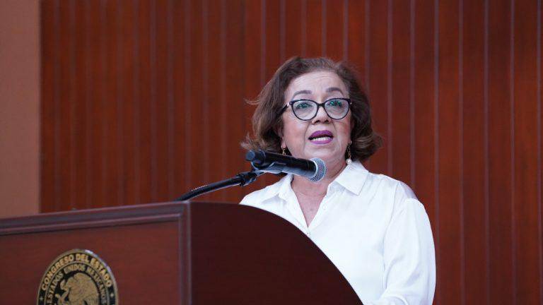 La Diputada local por el PAS, Alba Virgen Montes Álvarez, advirtió que el programa “La Clínica es Nuestra”, tiene vacíos legales.