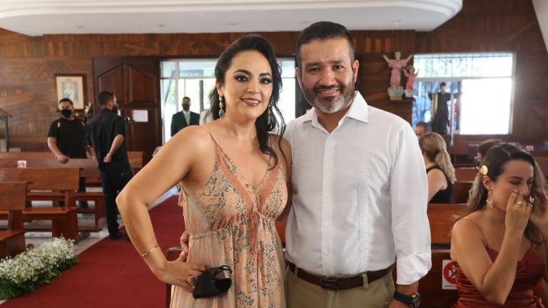 Ariadna Rodríguez y Carlos Valdez se dan el ‘sí’ ante el altar