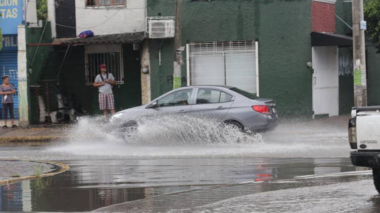 Lluvias deja de nuevo zonas encharcadas en diferentes partes de Mazatlán