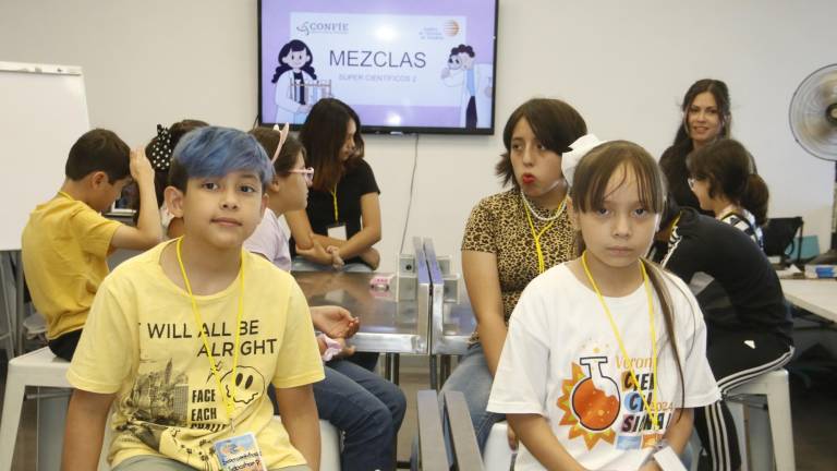 Disfrutan últimos días de cursos y talleres en el Centro de Ciencias de Sinaloa