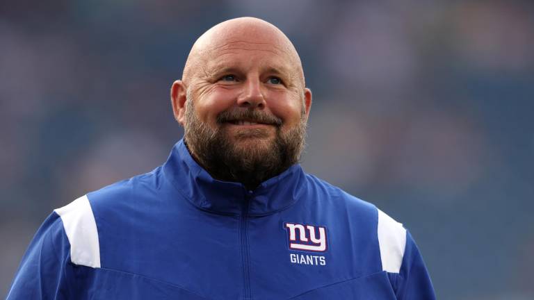 Giants retiene al gerente Joe Schoen y al entrenador Brian Daboll tras temporada 3-14