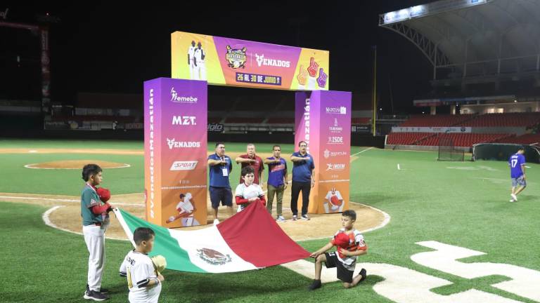 Cantan playball en Mazatlán Tournament-Venados 2024