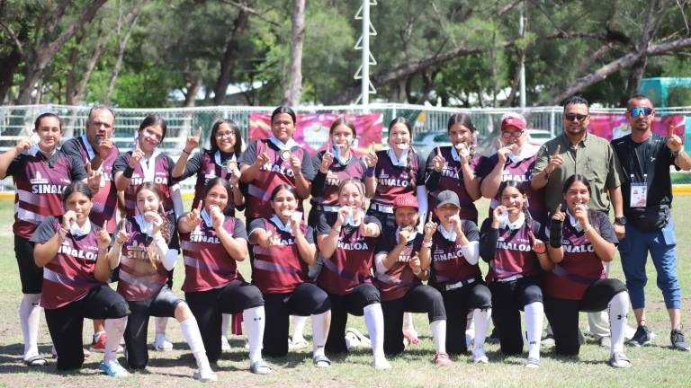 ¡Son niñas de oro! Sinaloa se cuelga el oro en softbol de Nacionales Conade