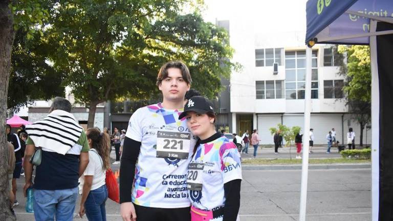 Corren por la educación y la paz en Sinaloa, en la sexta edición de la Carrera Pro Educa