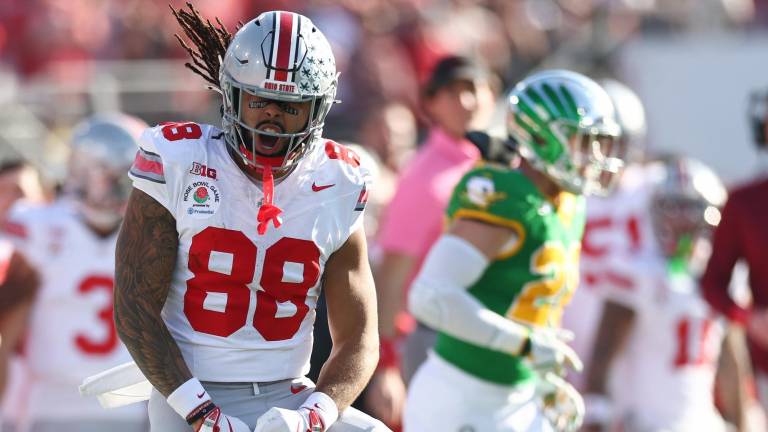 Ohio State Buckeyes dominan a Oregon Ducks en el Rose Bowl