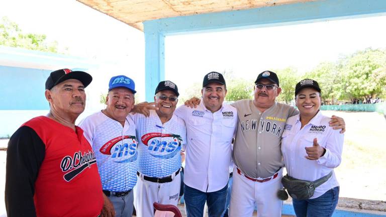 El candidato a la Alcaldía de Mazatlán por la Coalición Fuerza y Corazón por Sinaloa, Guillermo Romero Rodríguez visitó diferentes clubes deportivos.