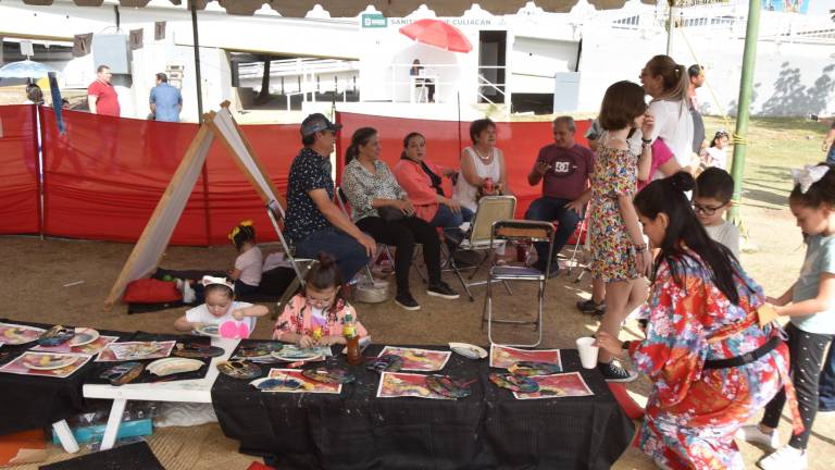 Disfrutan niños y niñas de las tradiciones y cultura japonesa