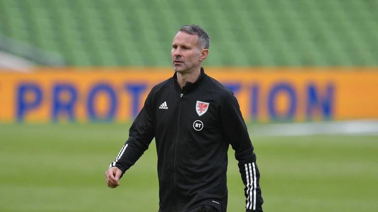 Ryan Giggs, separado de la selección de Gales por pleito legal