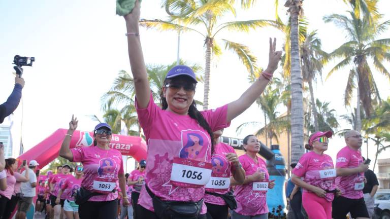 El evento se realizó para apoyar la prevención del cáncer de mama.