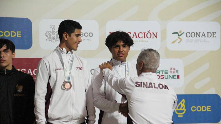 Los sinaloenses reciben su bronce.