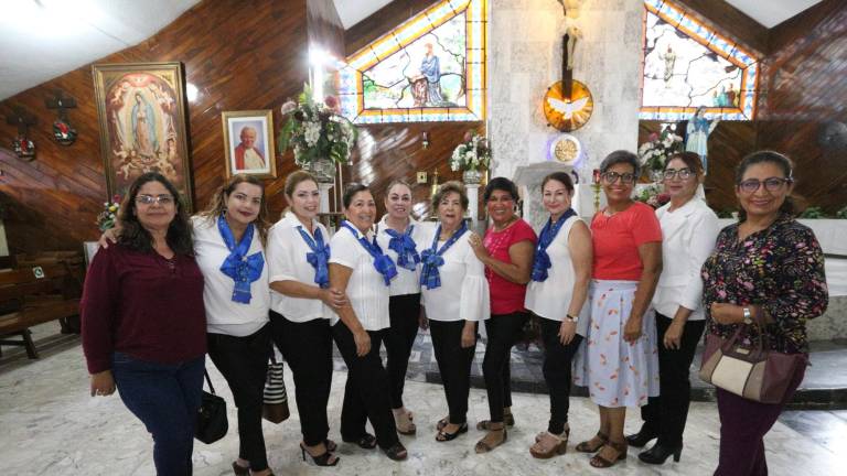 Integrantes de Anspac Mazatlán agradecen a Dios por las bondades recibidas y piden por un buen año escolar