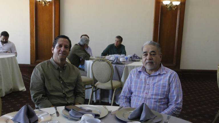 Con una charla desayuno celebran su día los arquitectos de Culiacán