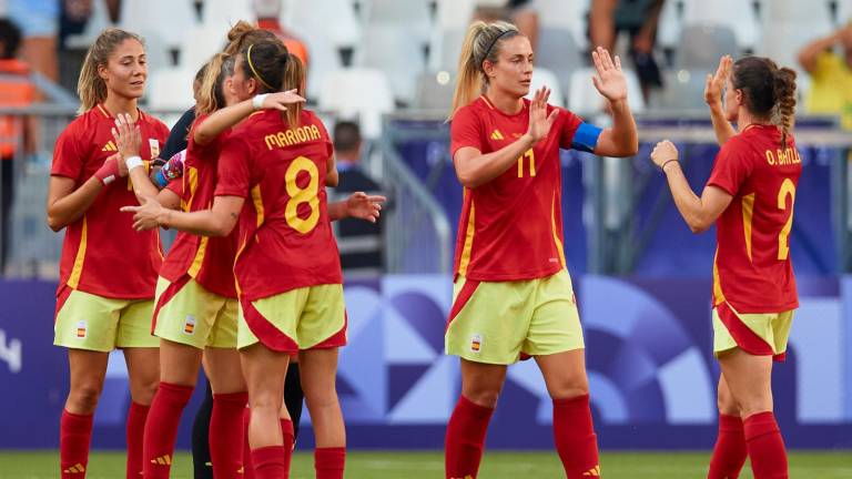 España vence a Brasil y termina con puntaje perfecto la fase de grupos del futbol femenino de París 2024