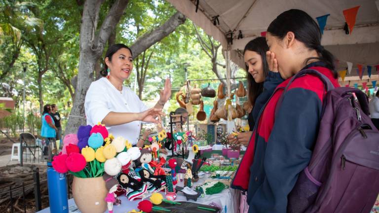 La exposición cuenta con 40 participantes locales, pero esperan reunir a 10 más en la Plazuela Obregón de Culiacán.