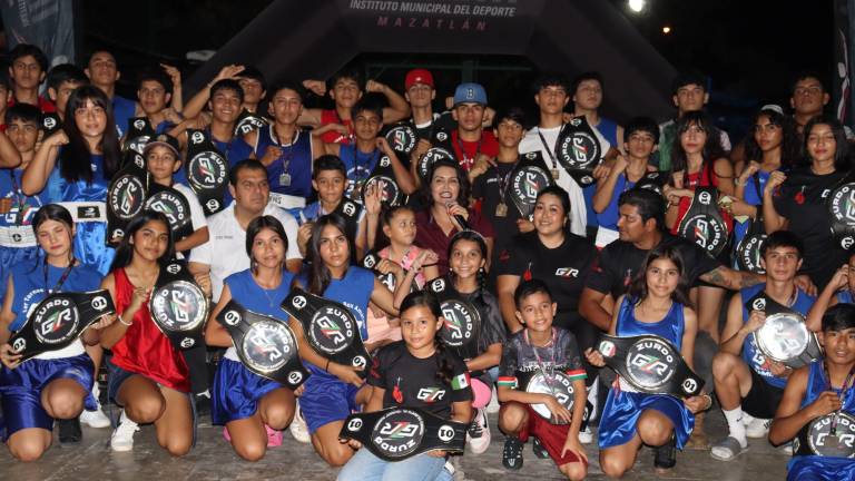 Cierra el Torneo de Boxeo ‘Zurdo’ Ramírez con poder mazatleco, en el Info Playas