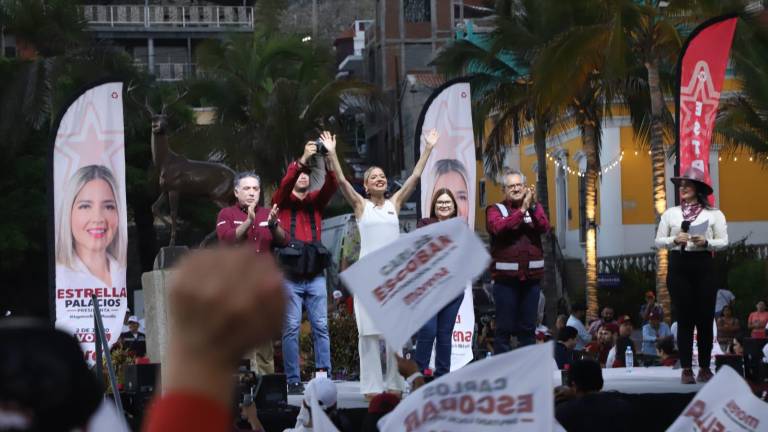 Acuden a Olas Altas más de 10 mil simpatizantes de Estrella Palacios par su cierre de campaña