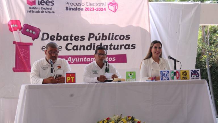 Javier Estrada, Carlos Vidal Benítez y Ana Quevedo participaron en el debate de candidatos a la Alcaldía de Rosario.