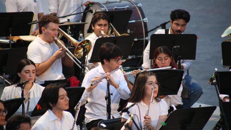 La Banda Sinfónica Juvenil del Estado compartió un programa conformado por la Música de México.