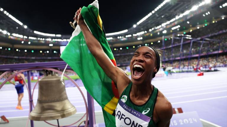 Thea Lafond celebra su triunfo.