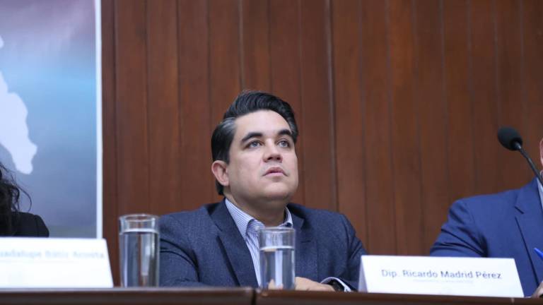 Ricardo Madrid Pérez, presidente de la Mesa Directiva del Congreso del Estado.