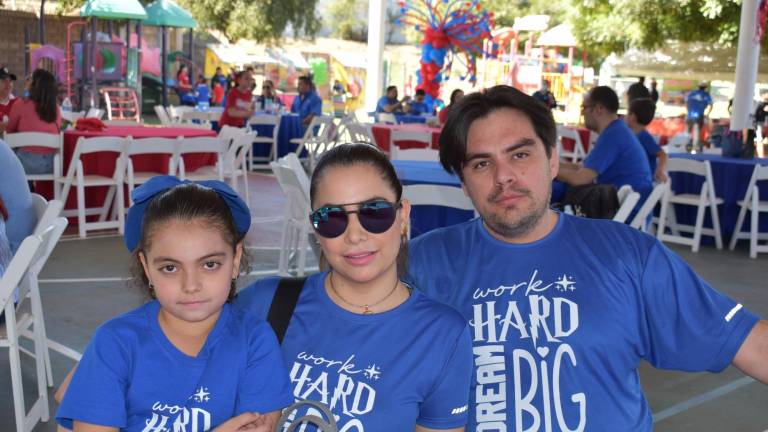 Compiten rojos y azules en convivencia en el Instituto Senda