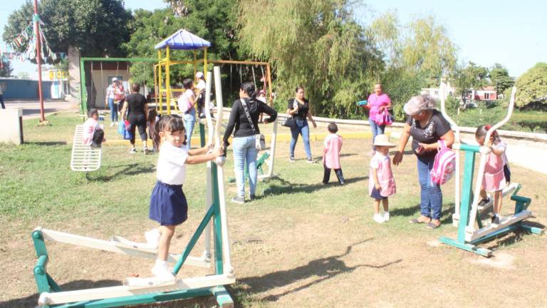 Los niños aprendieron y se divirtieron en su entorno natural.