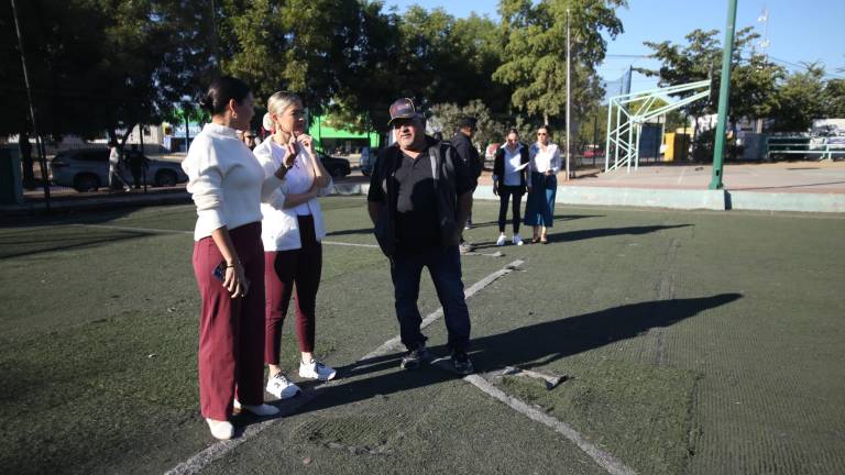 Arrancan trabajos de rehabilitación de campo de futbol 7 en Pradera Dorada II