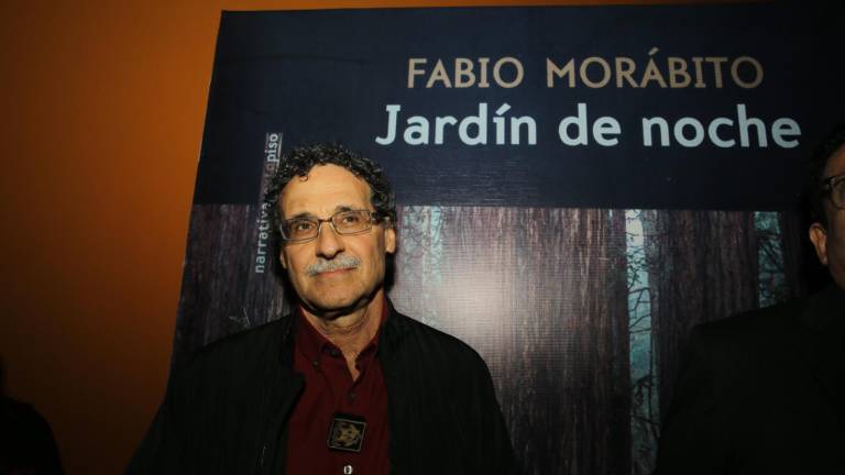 Fabio Morábito presenta su obra ‘Jardín de noche’, con la que ganó el Premio Mazatlán de Literatura 2025.