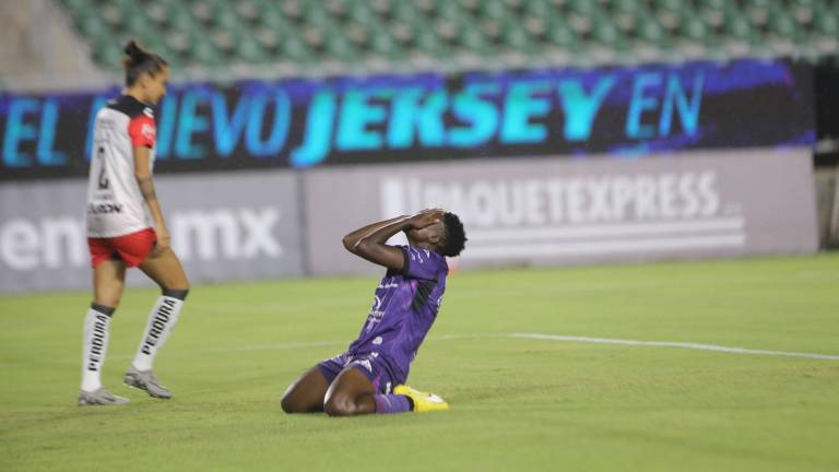 Mazatlán Femenil sufre en el segundo tiempo y cae ante Atlas