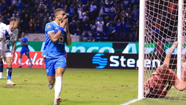 Cruz Azul vence a Puebla de visita y sigue con buen paso en el Apertura 2024