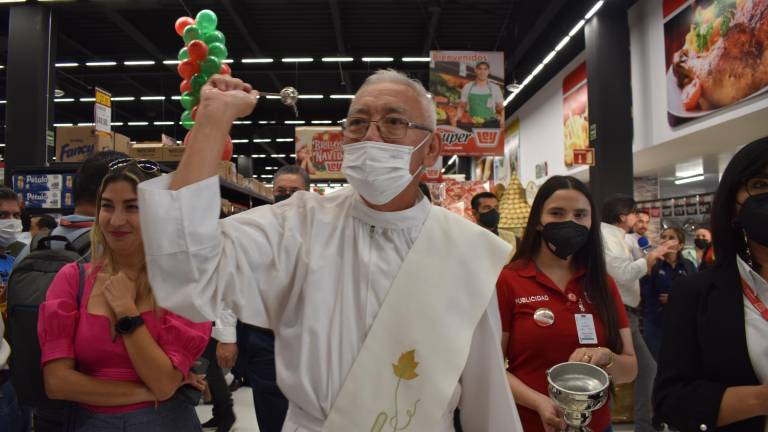 Abre Casa Ley nueva tienda en Plaza Explanada en Culiacán