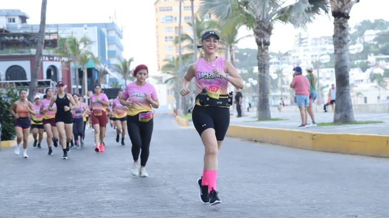 Exhiben poderío en Carrera Imperium, en Olas Altas