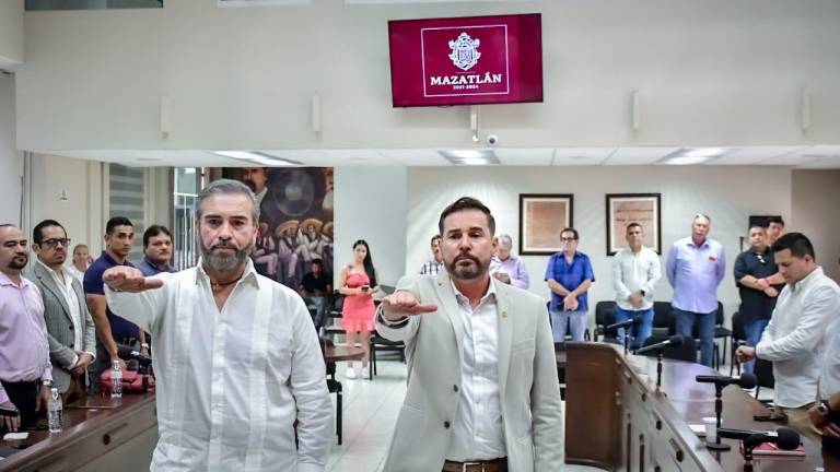 Los empresarios Eduardo Dávalos Zamora y Sergio Rojas Velarde asumen los cargos de coordinador general y de secretario ejecutivo, respectivamente, del Consejo Municipal de Seguridad Pública.