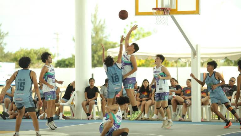Plebes Basketball se adueña de rama varonil de Nacional Academias