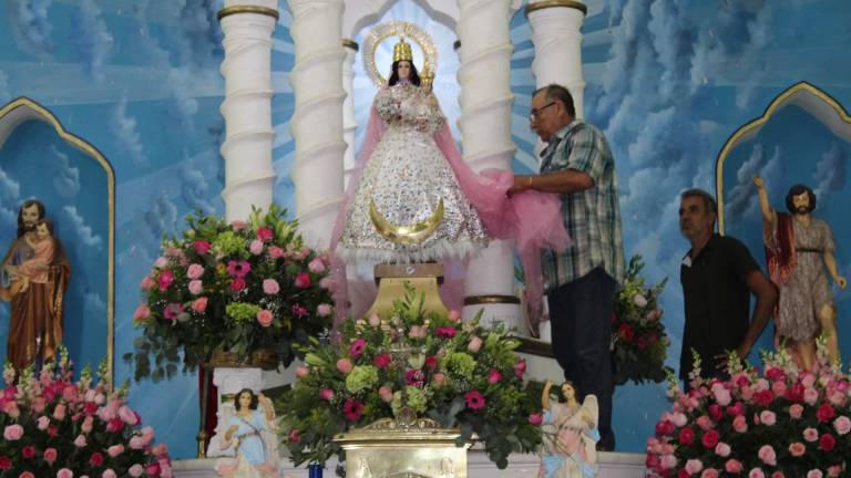 Cacalotán celebra a su patrona la Virgen de Loreto